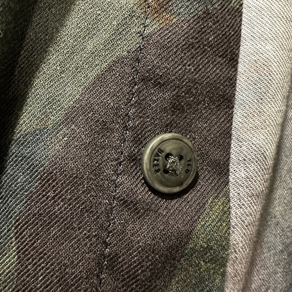 TED BAKER LONDON Fielder Camo Button Down Long Sleeve Shirt 6 - Picture 10 of 10